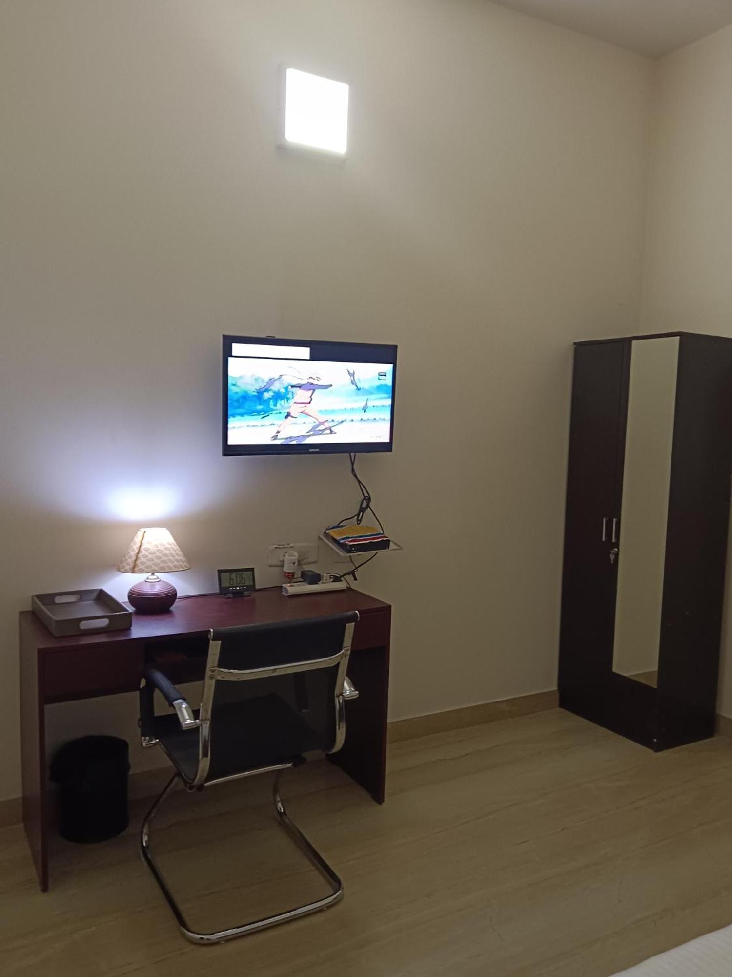 Iris Comfort Inn Chennai Zewnętrze zdjęcie
