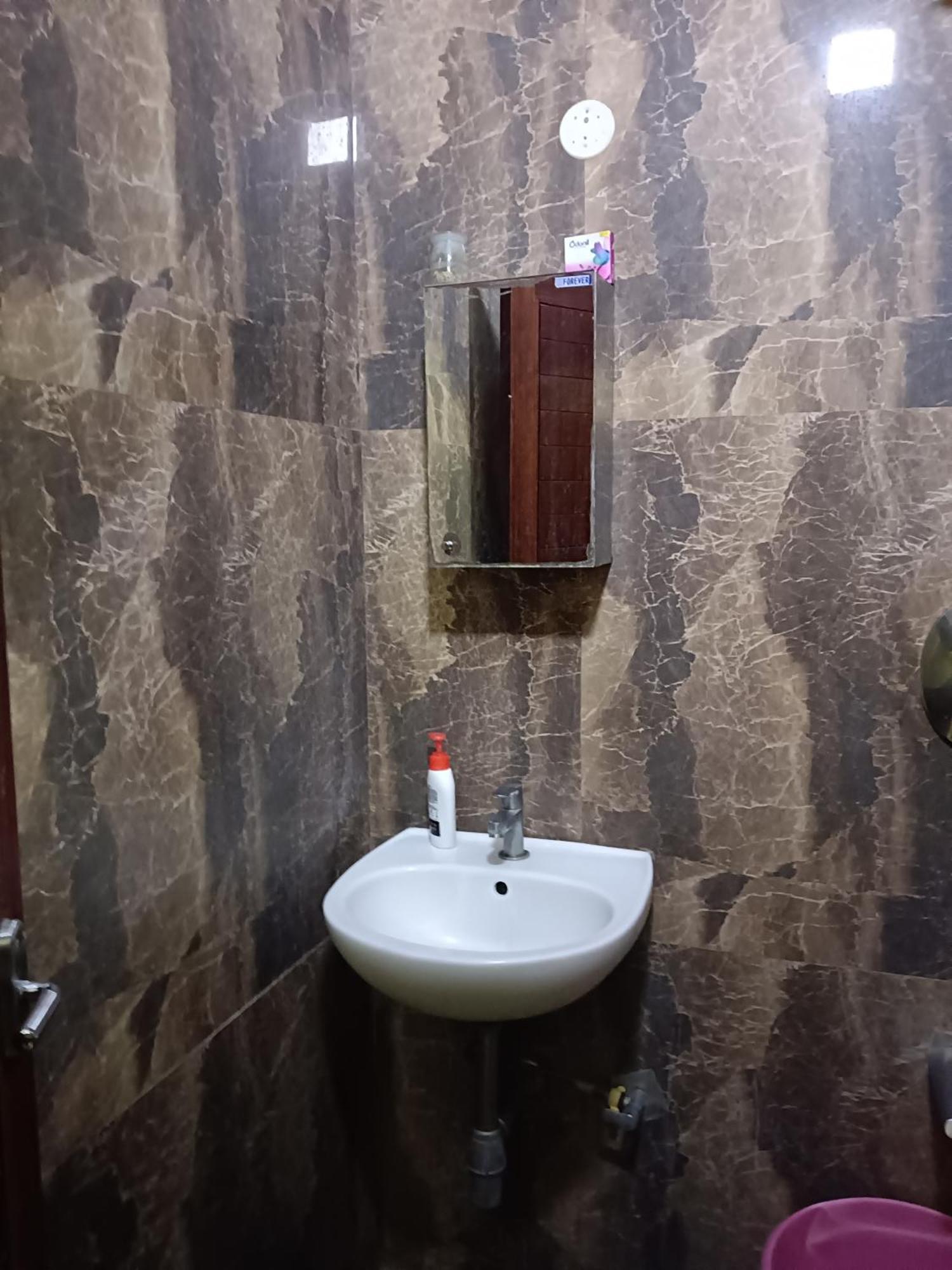 Iris Comfort Inn Chennai Zewnętrze zdjęcie