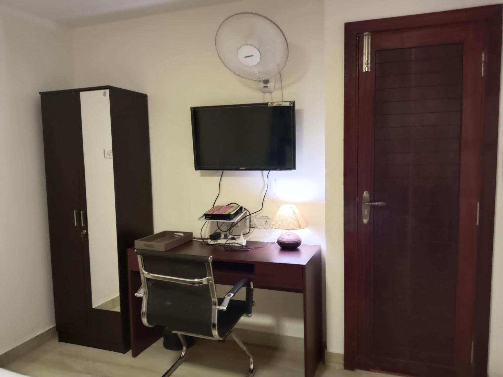 Iris Comfort Inn Chennai Zewnętrze zdjęcie