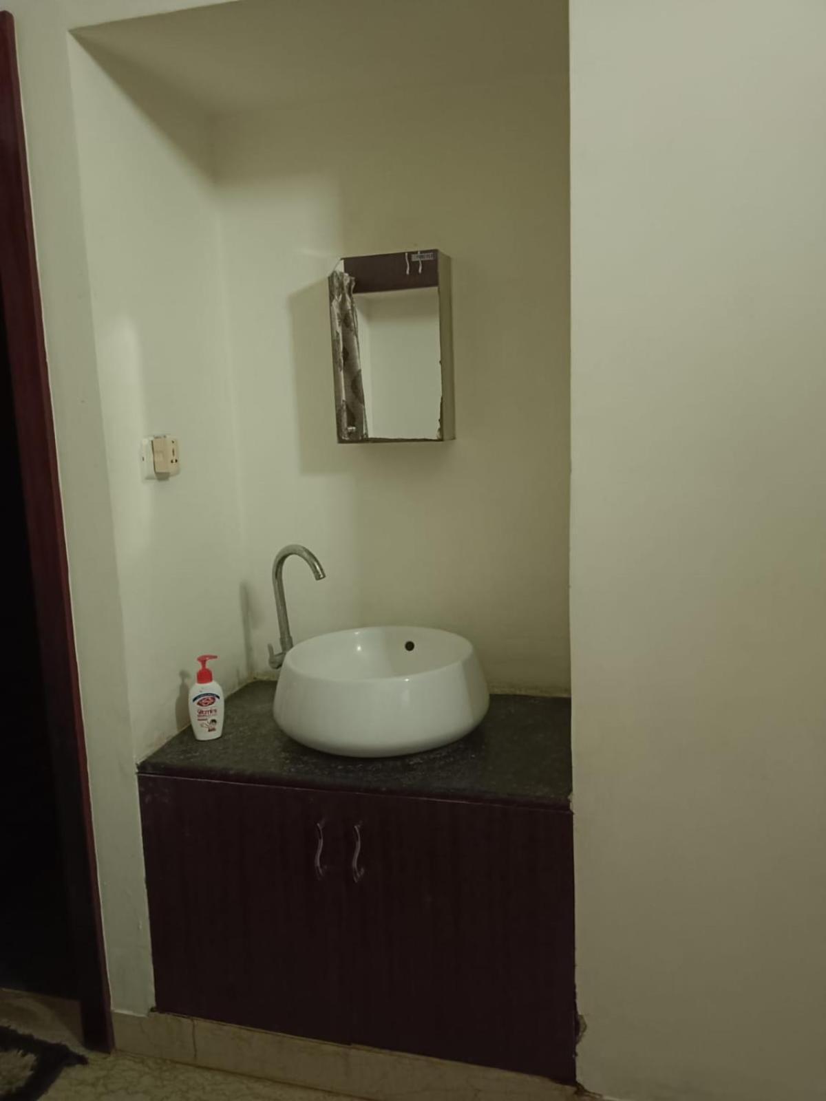 Iris Comfort Inn Chennai Zewnętrze zdjęcie
