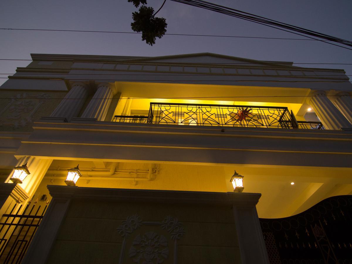 Iris Comfort Inn Chennai Zewnętrze zdjęcie