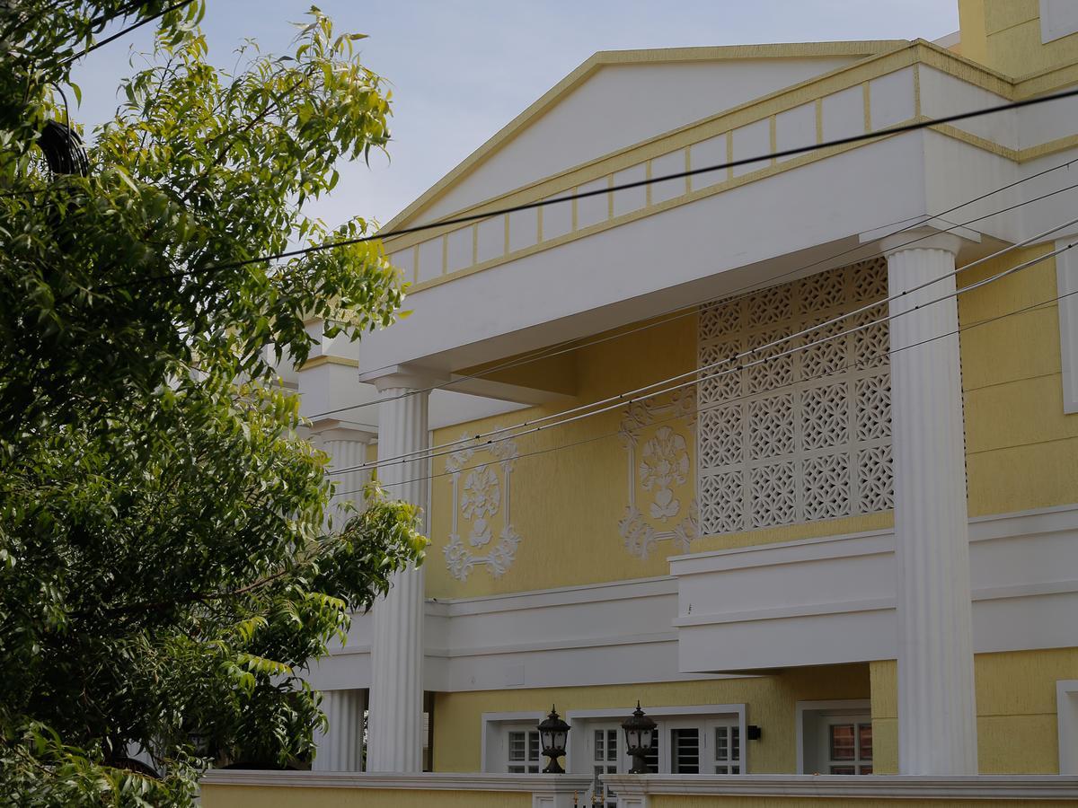 Iris Comfort Inn Chennai Zewnętrze zdjęcie