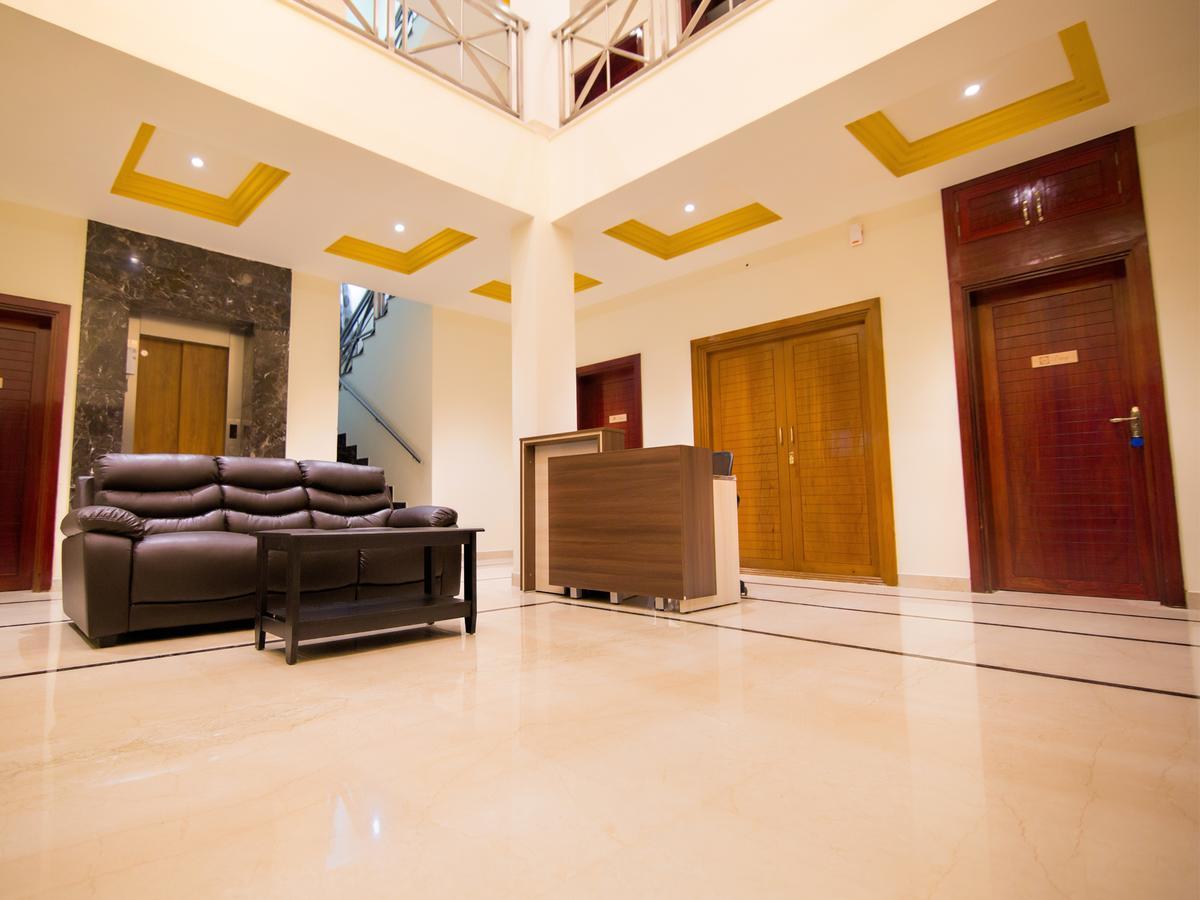 Iris Comfort Inn Chennai Zewnętrze zdjęcie